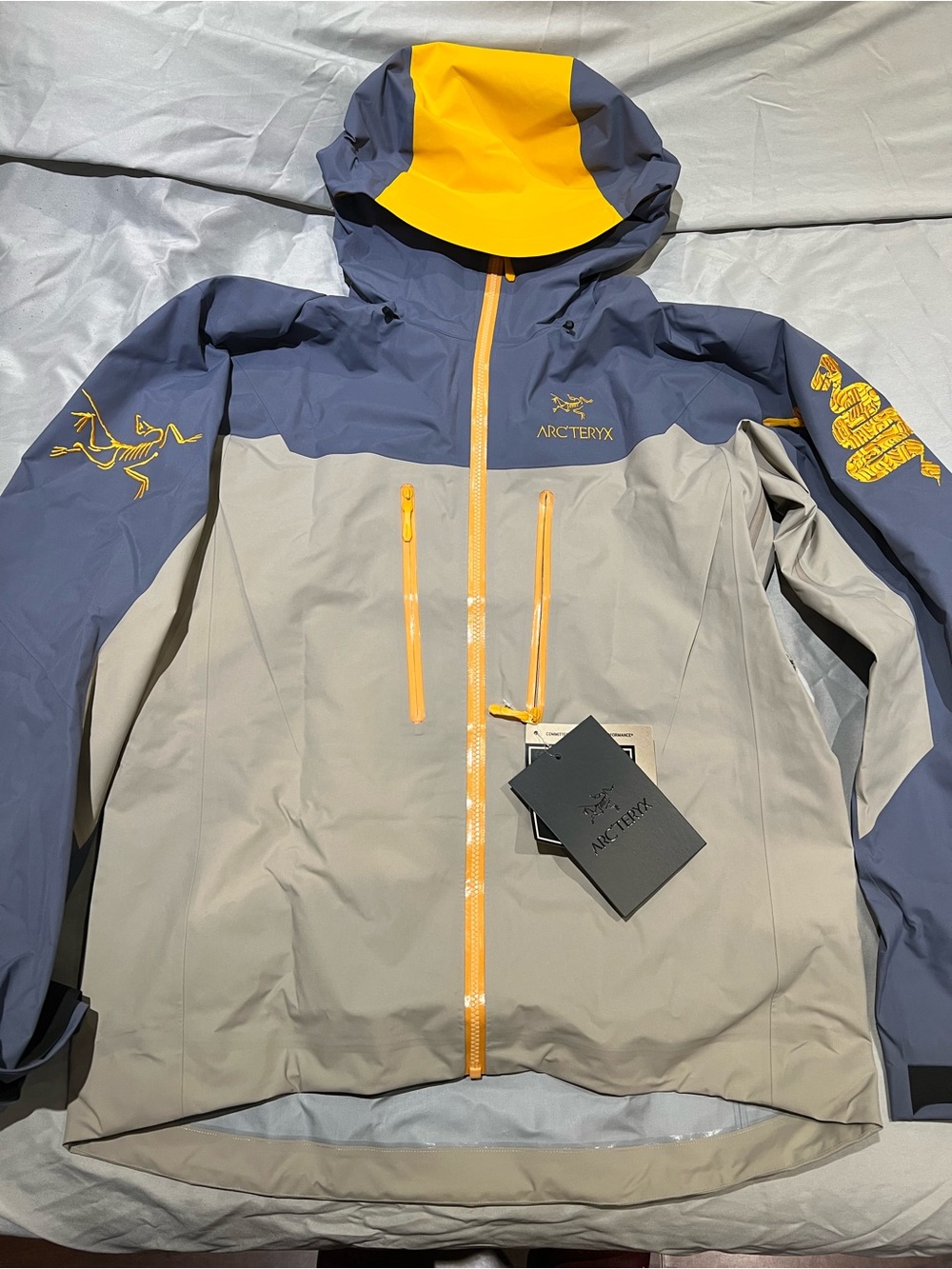 Arc’teryx Alpha SV year of the snake jacket rare LNY made in Canada